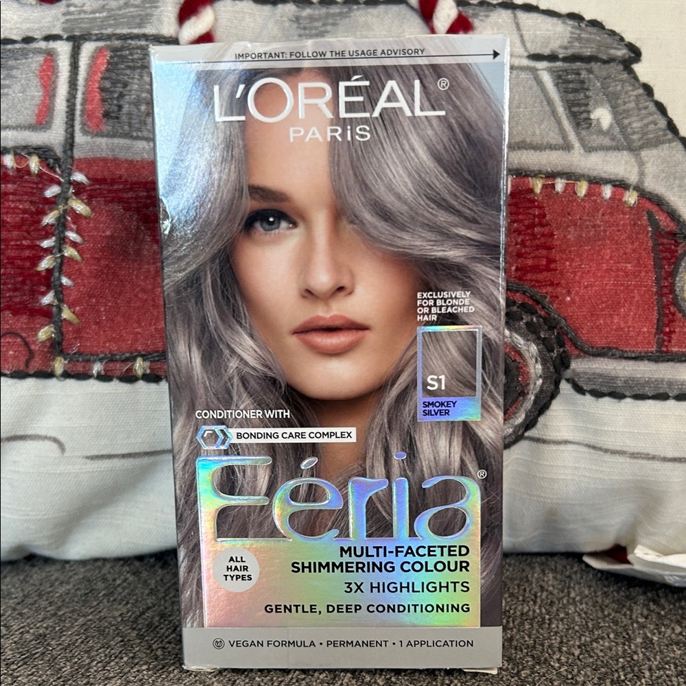 L'Oreal Feria Smokey Silver Hair Color